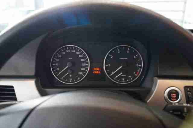 BMW 318i Touring