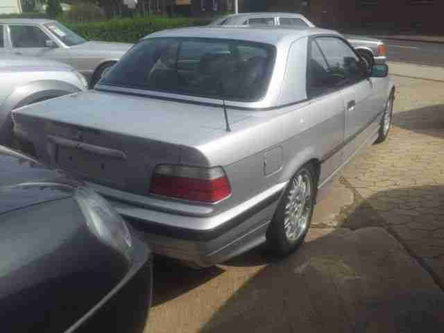 BMW 320 Exclusiv Edition absoluter Bestzustand !