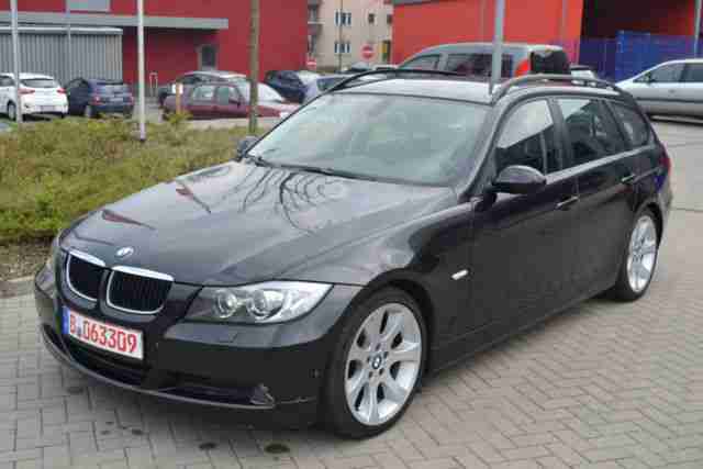 BMW 320d DPF Touring -M SPORTSITZE-XENON-NAVI-PDC