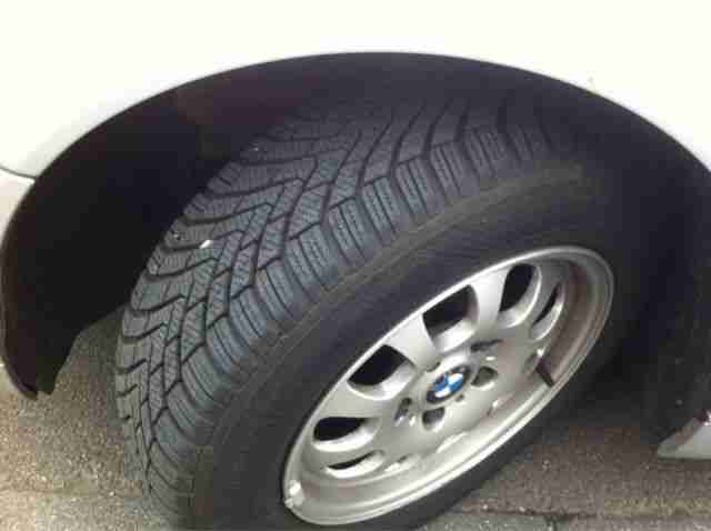 BMW 320d touring 8-Fach Grüne Plakette Scheckheft