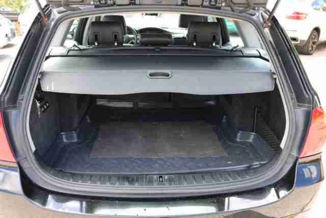 BMW 320d touring Sport Paket Vollleder Navi Parktr