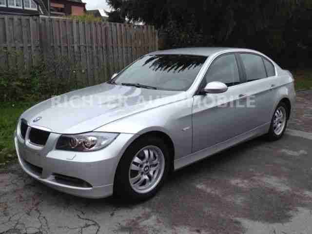 BMW 325i Autom. 1. Hd. Klimaautom. Xenon PDC Scheckh