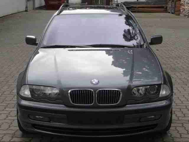 BMW 325i Touring~Leder~Klima~17"Zoll-M-Doppelspeiche