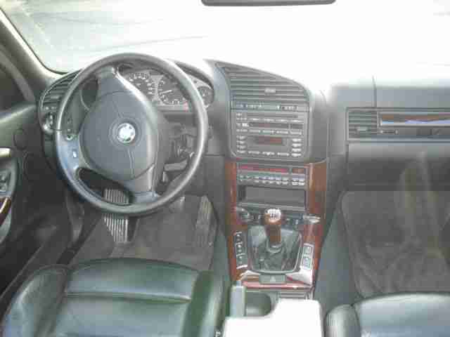 BMW 328i Sport Edition
