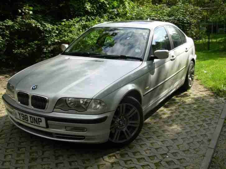 BMW 330 i, Bj. 03/01,original 122900 Km, Tüv/Au NEU! Super Ausstattung ! RHD