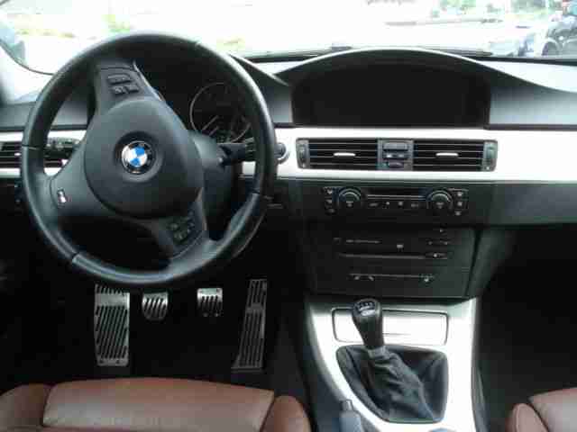 BMW 330d DPF Touring -komplett Scheckheft-