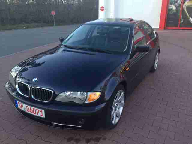 BMW 330i AUTOMATIK PDC LEDER NAVI