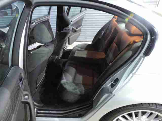 BMW 330i*M/// Paket*SMG*F1*XENON*16:9 Navi*ESSD*TOP