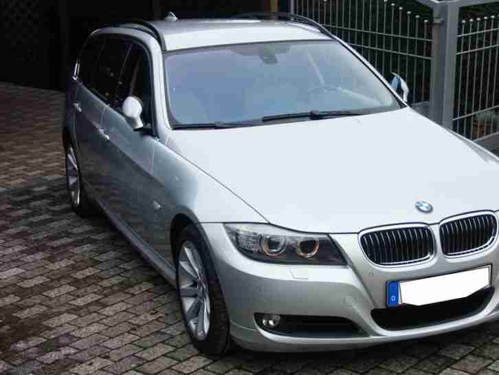 BMW 330i x-drive Touring **Facelift