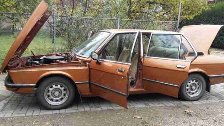 BMW 518 i E12 1978 vintage