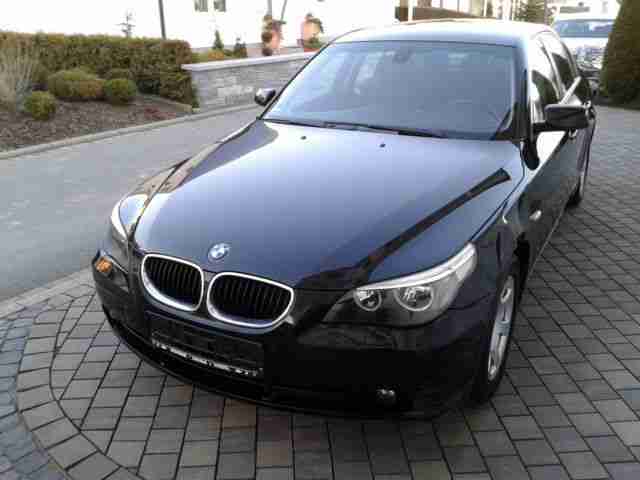 BMW 520*KLIMA*EL-FH*SHZ*Tempomat*2xPDC*Alu*AHK*EURO4