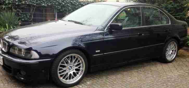 BMW 520i E39 520i 150 PS mit 6-Zylinder Motor und M5 Optik vorne Benzin TÜV Neu