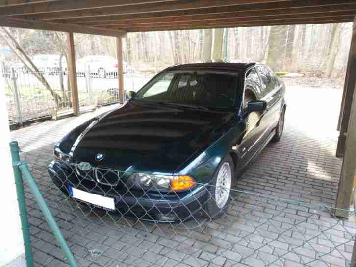 BMW 523i