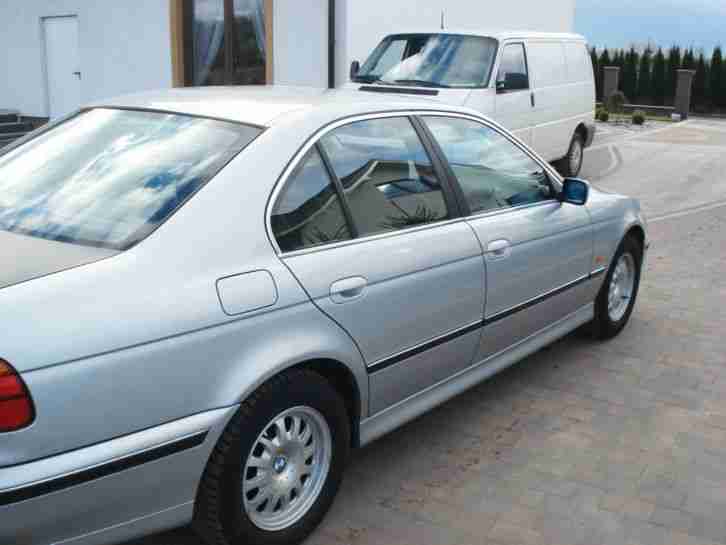 BMW 523i E39 170PS Limousine Lederausstattung KEIN ROST