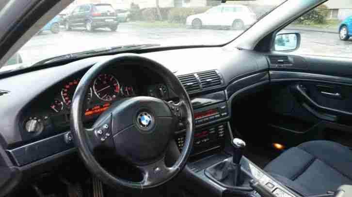 BMW 523i Touring E39 Familienauto Abnehmbare Anhängerkupplung