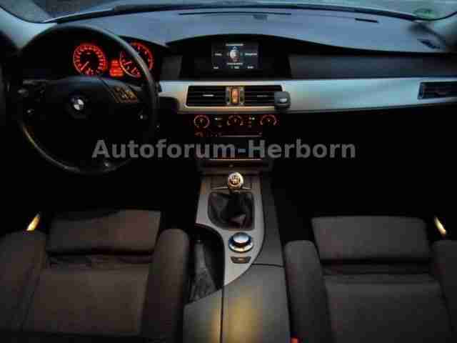BMW 523i Touring Navi Sportsitze Glasdach AHK