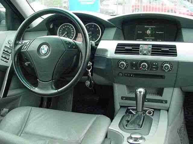 BMW 525 D Touring Aut//Panorama/Xenon/Leder/Navi