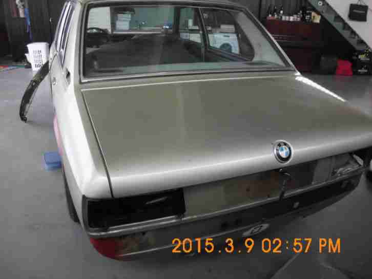 BMW 525 E 12 nicht fertiggestellte Restauration