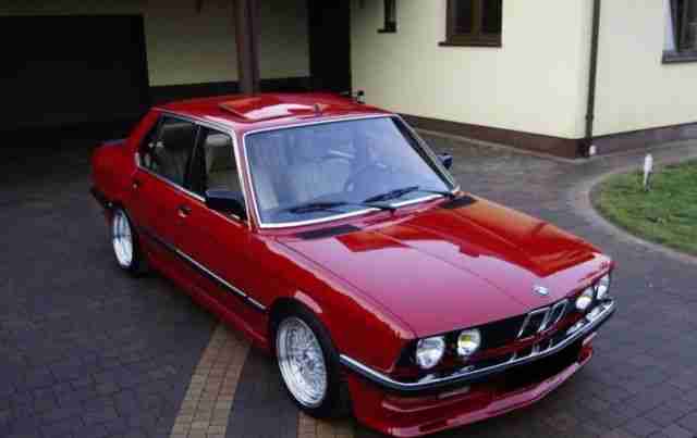 BMW 525 E A e28