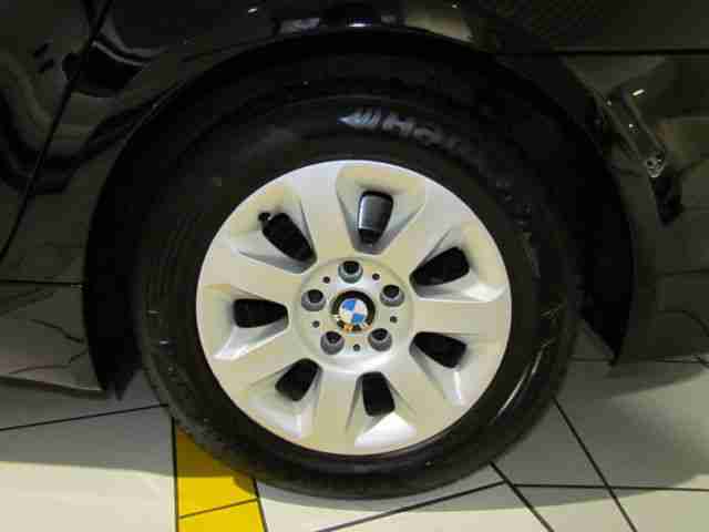BMW 525d Touring*BMW Business*Navi*AHK*Tempomat
