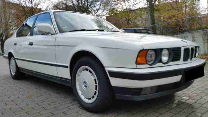 525i (E34) aus 1. Doktorhand SAMMLER !! !!