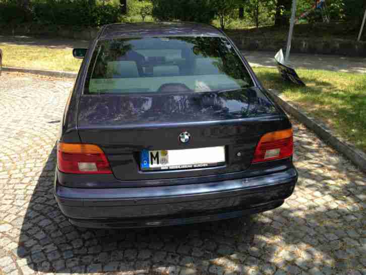 BMW 525i, E39, 6-Zylinder, 192 PS, EZ 4/2003, 144200 km, grüne Plakette