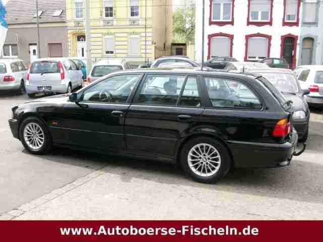 BMW 525i touring/1.Hand/Automatik/Xenon/PDC/AHK