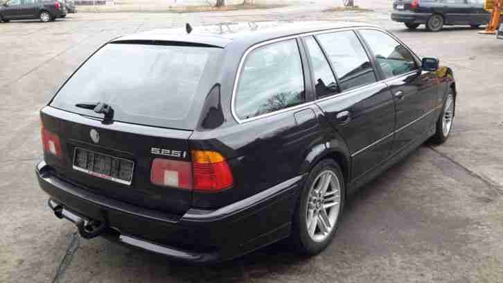 BMW 525iA Touring