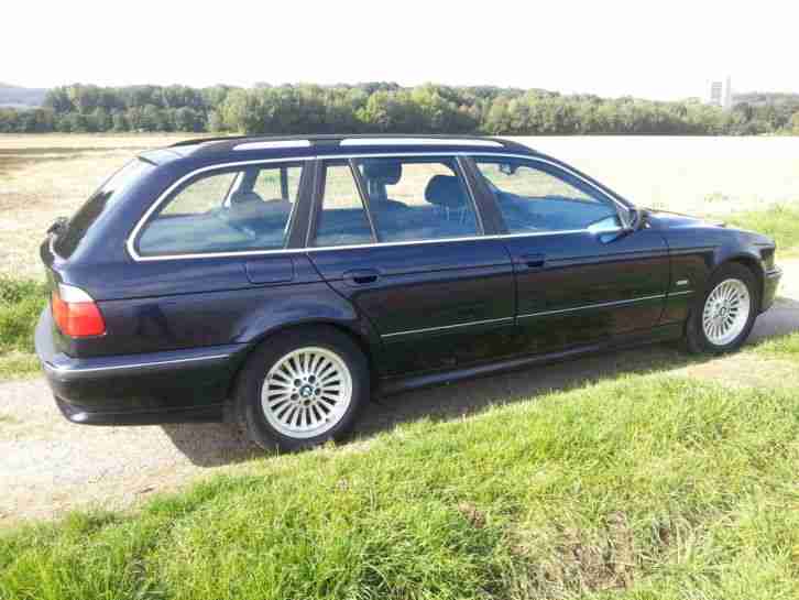 BMW 528 i Touring dunkelblau Xenon Klima-Automatik Bj. 1999 168800 km 528i Kombi