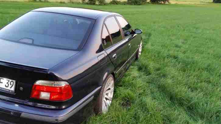 BMW 528i super
