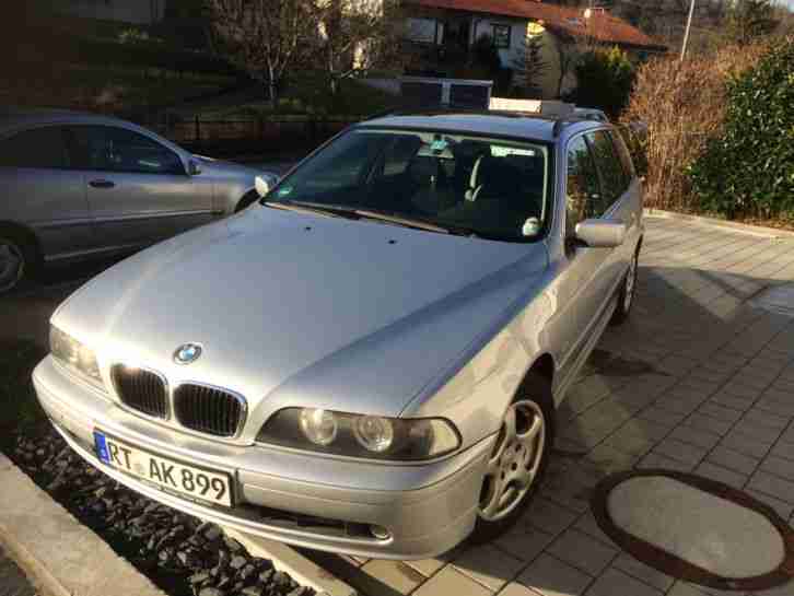 530 i Touring Titansilber metallic AHK Klima