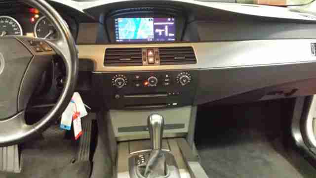 BMW 530d Touring Euro 4 Panoramad.Navi Scheckh.Xenon