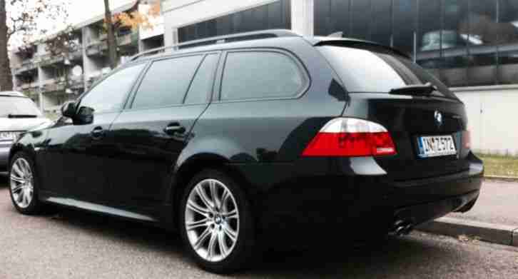 BMW 530d Touring M Packet Vollausstattung Head Up Panorama Dach