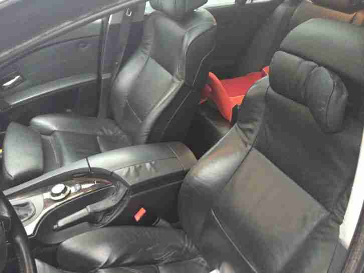 BMW 530d Touring M Packet Vollausstattung Head Up Panorama Dach