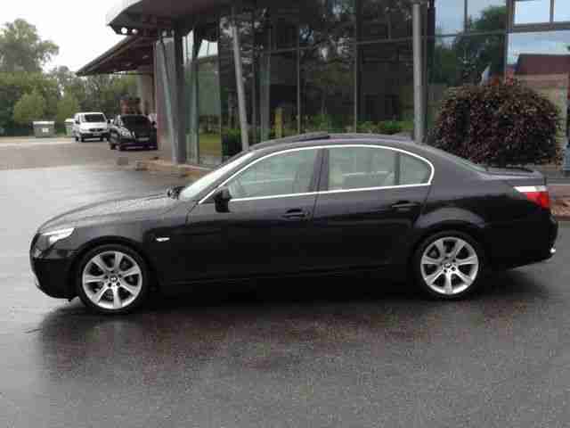 BMW 530i E60 (( 1.Hand+Scheckheft+Vollausstattung ))