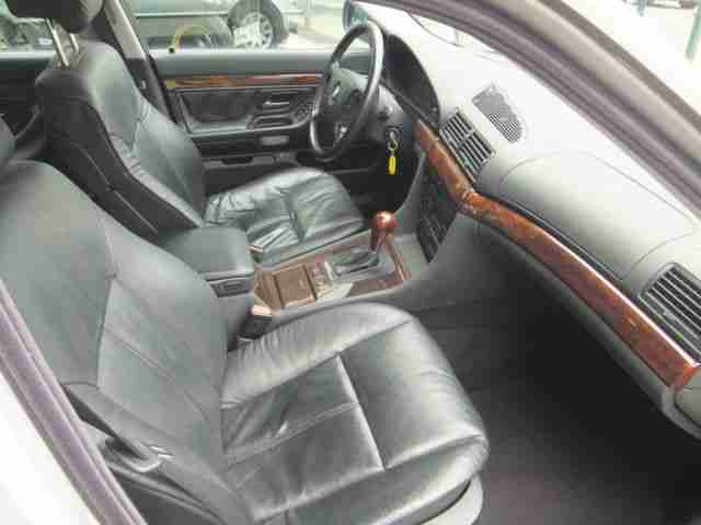 BMW 728i 1