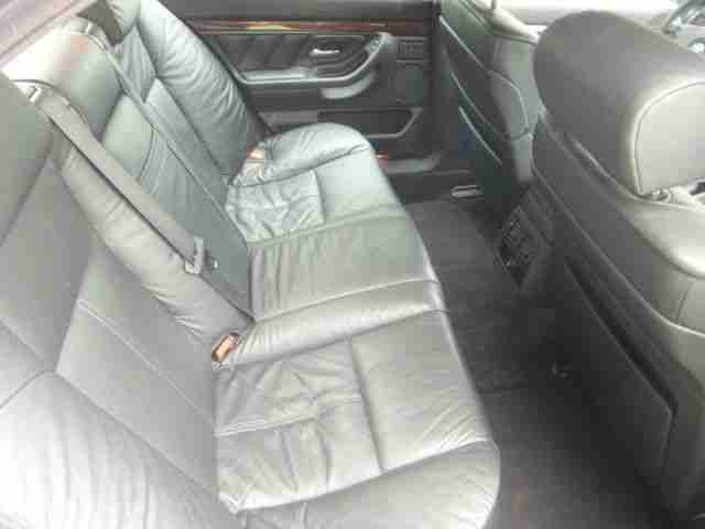 BMW 728i 1