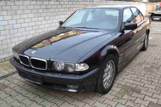 BMW 730d Leder Navi16:9 Xenon Schiebedach PDC