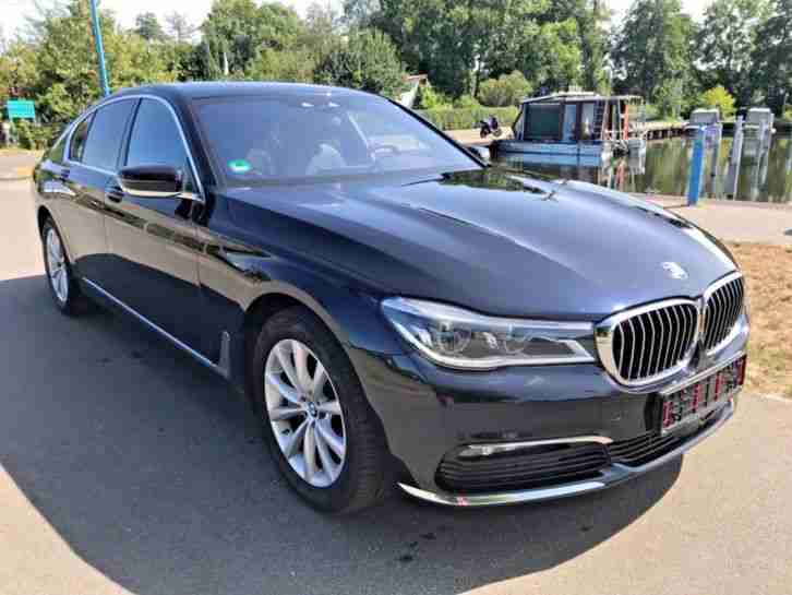 730d xDrive Limousine in schwarz Metallic