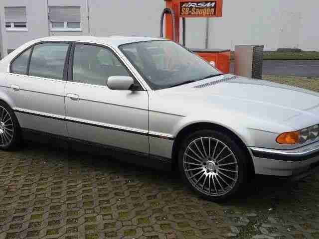 BMW 735i V8 Facelift Modell +Leder +SHZ +M&S +ALU