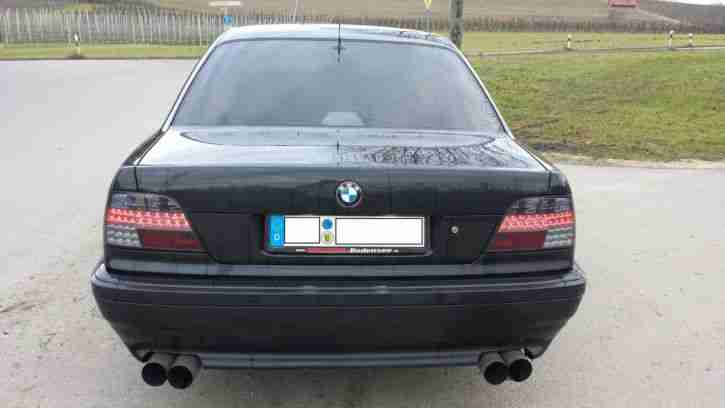 BMW 740i Top TÜV NEU BIS 2016 letztes mal!!