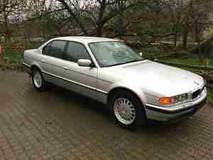 BMW 750i E38 Silber 326PS 211 TKM SHZ Vo Hi TV