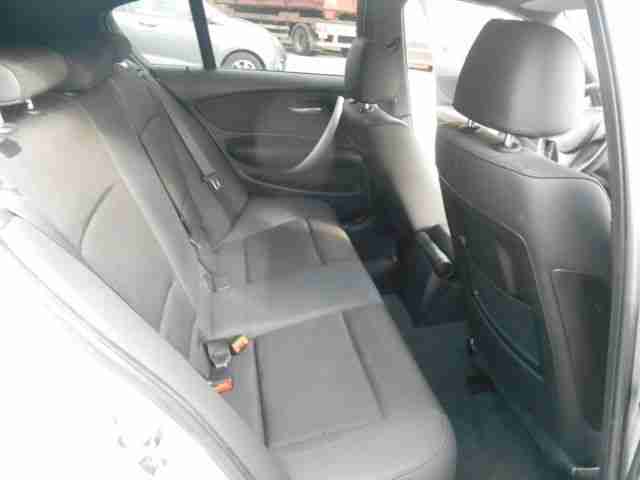 BMW Baureihe 1 Lim. 120d - M - PAKET SPORT - 2 HAND