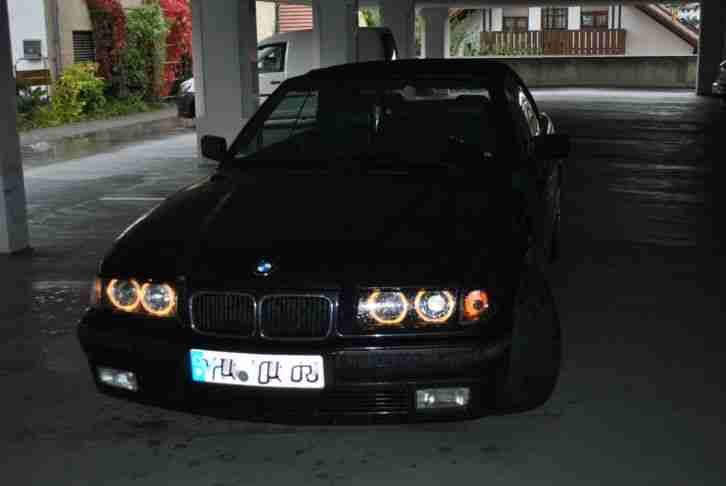 E 36 Cabrio 325 i mit Hardtop in Wagenfarbe,