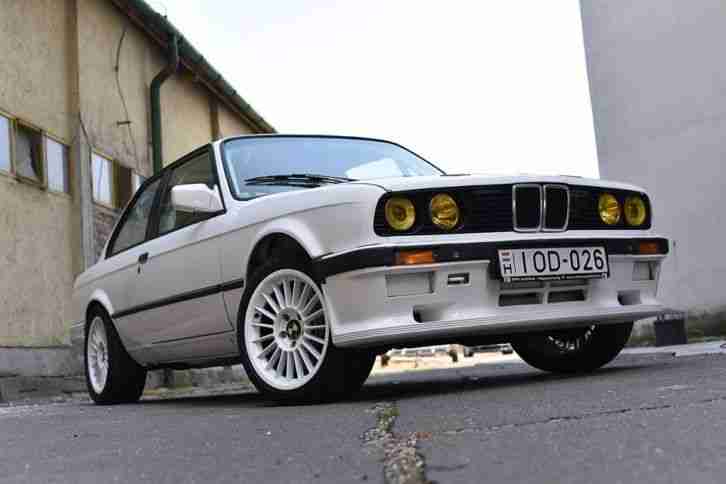 E30 320i mit M3 Motor 321 PS