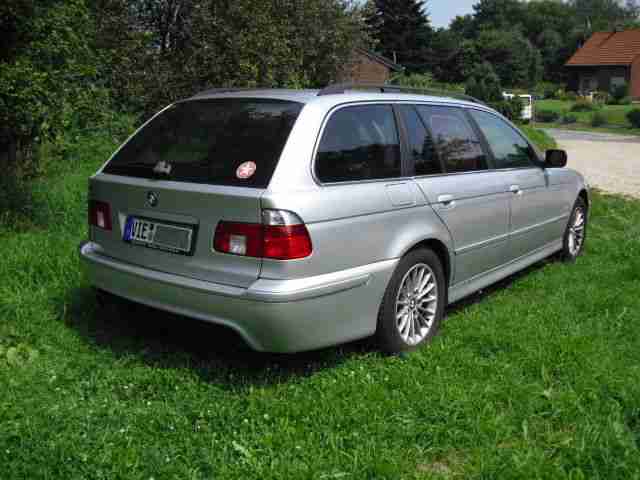 BMW E39 530i Touring FACELIFT - M-PAKET - XENON - PDC - KLIMA - LEDER- DVD- AHK