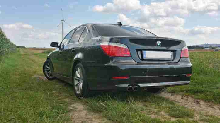BMW E60 (LCI) 550i VOLLausstattung (HeadUp, NightVision, Abstandstempomat)