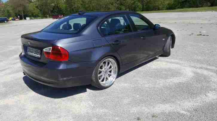 BMW E90 320D 122006 TÜV Neu Vollleder Navi Langstrecke Felgen RH Phönix