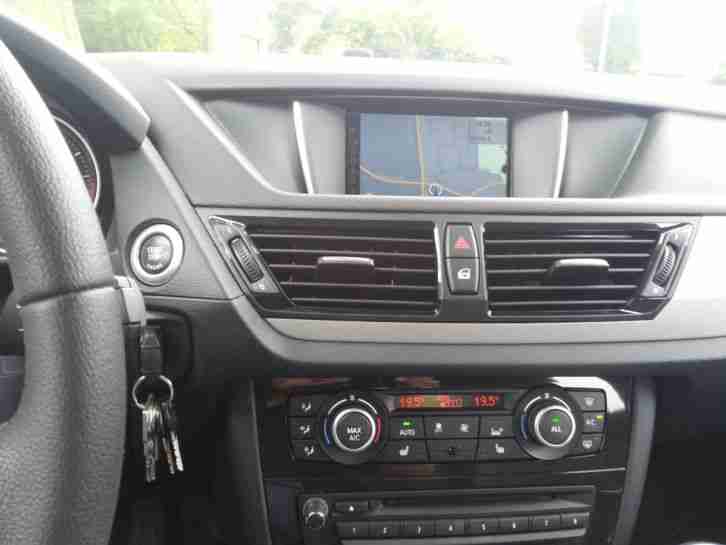 BMW X1 sDrive 18d Automatik, Baujahr 02/2014