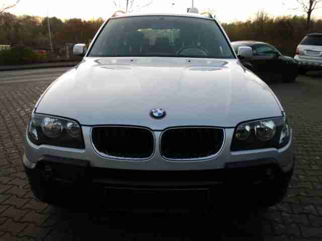 BMW X3 2.5i *PANORAMA*2.HAND*